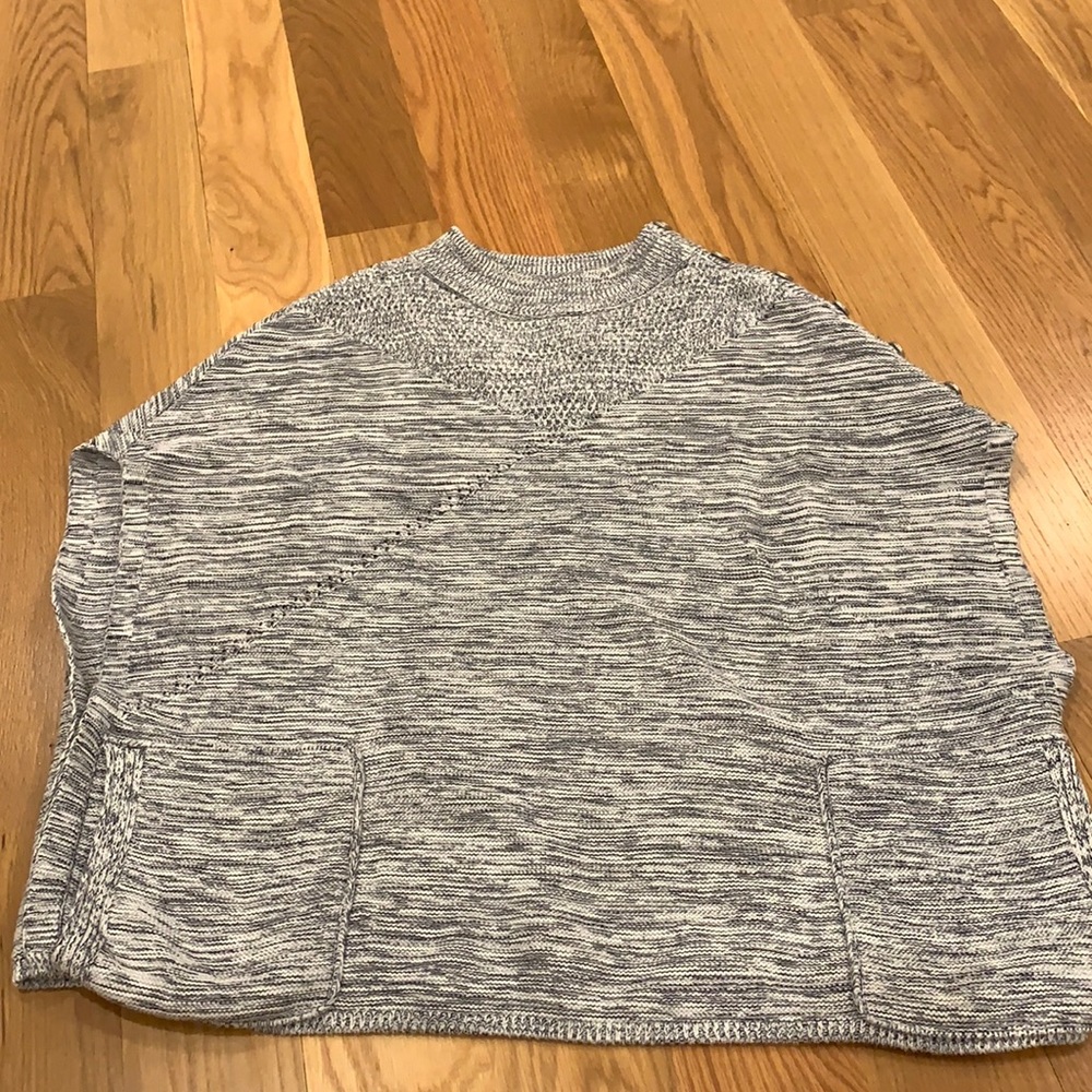 Barbour knit cape/sleeveless pullover sweater